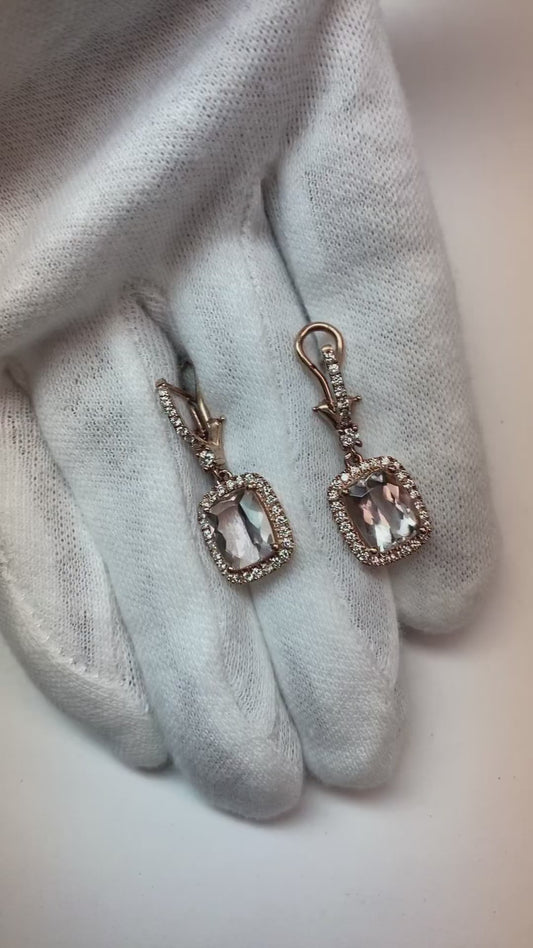 9 Karat Morganit Ohrhänger mit kleinem Aus der Erde Abgebauter Natürlicher Diamant Roségold 18K