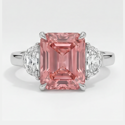 Padparadscha-Saphir-Ring 3,6 Karat, natürlicher Radiant-Schliff und weiße Halbmonde, Dreistein, Platin