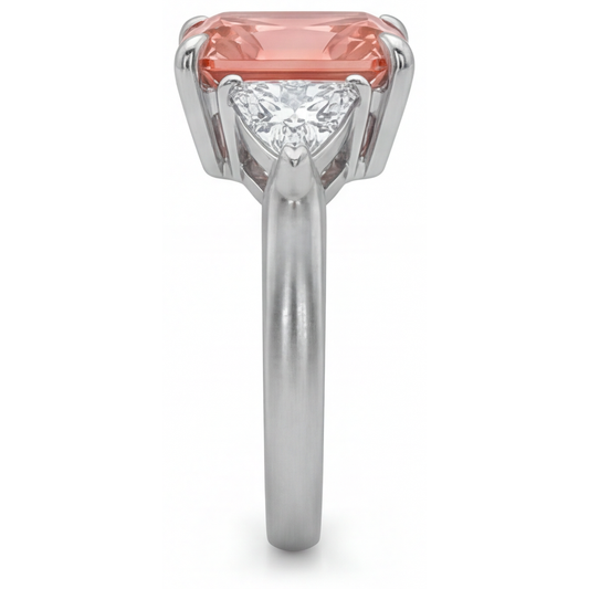 Padparadscha-Saphir-Ring 2,9 Karat Echter Radiant- und weißer Trilliant-Schliff Drei-Stein 14 Karat Gold