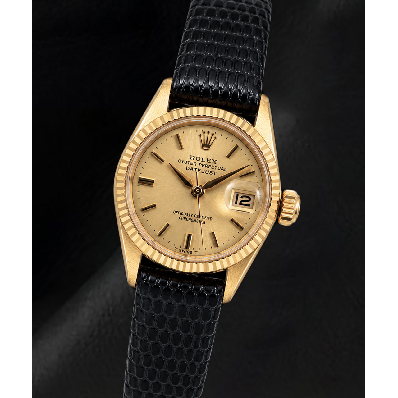 Rolex Datejust 26 mm 6517 Uhr mit Champagner-Zifferblatt, Gelbgold und schwarzem Lederarmband