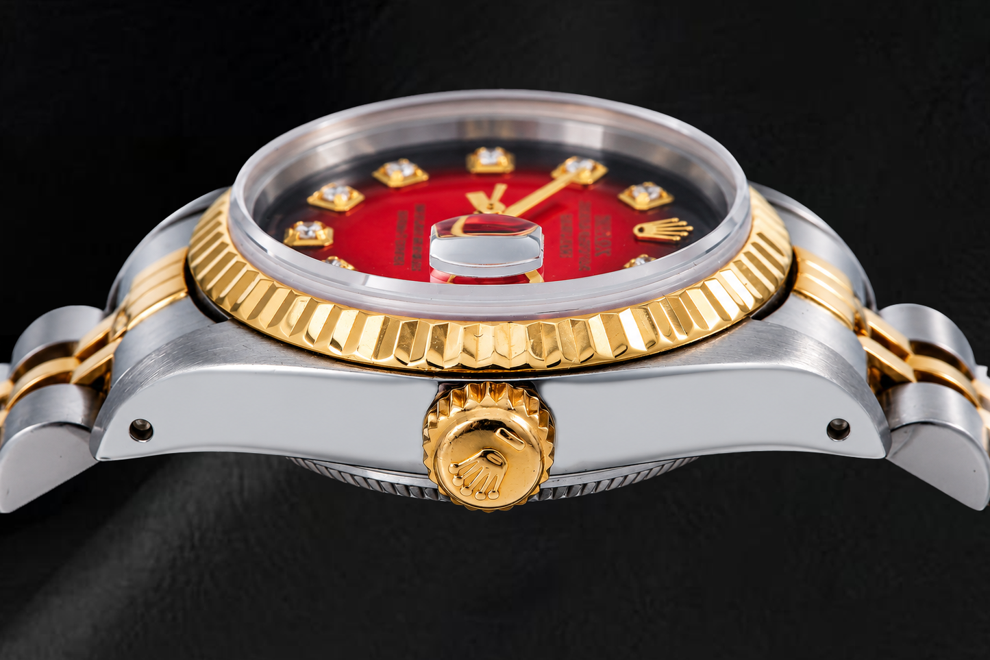 Rolex Datejust 26mm 69173 Rotes Diamantzifferblatt Geriffelte Lünette Bicolor Uhr
