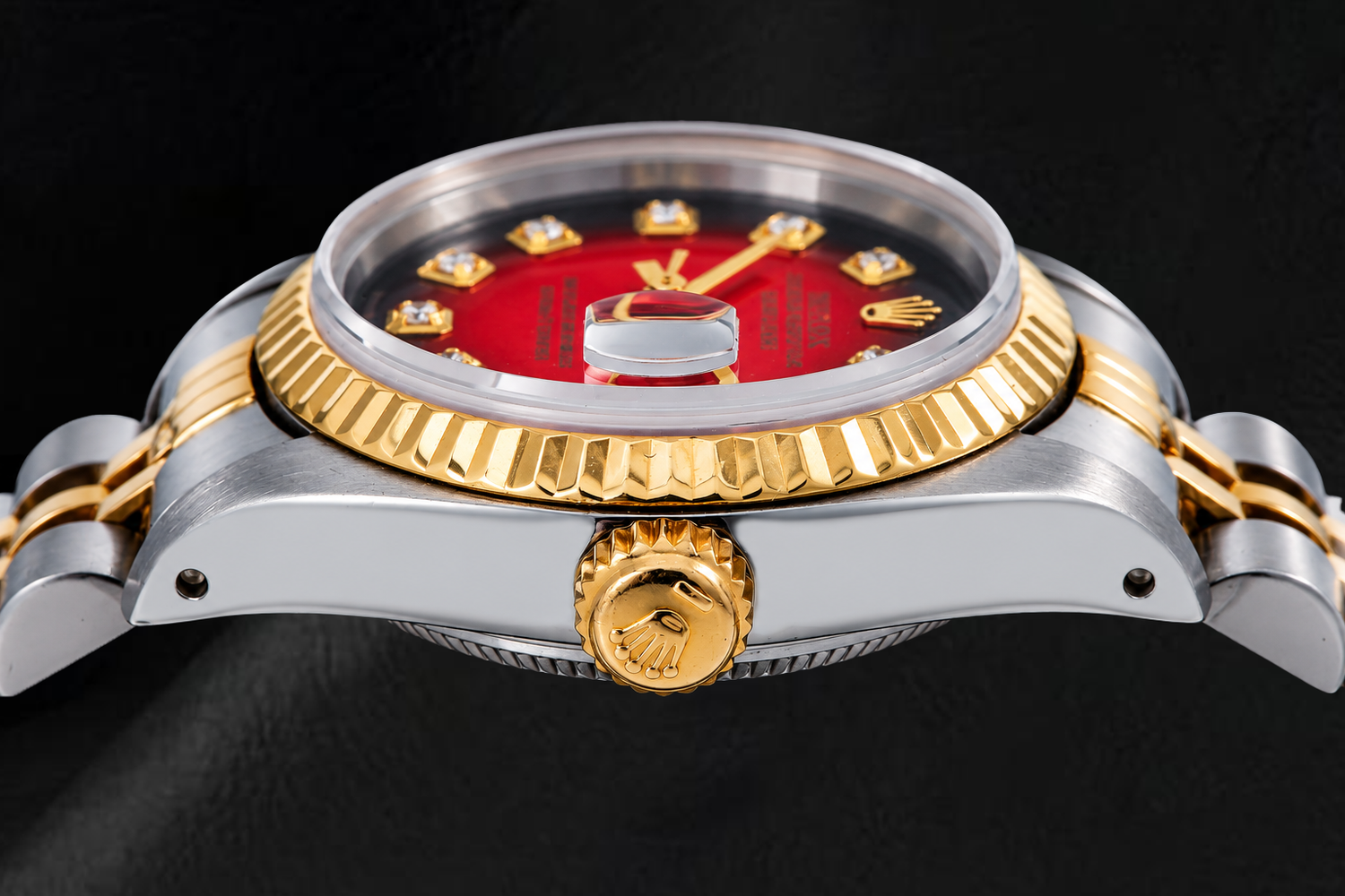 Rolex Datejust 26mm 69173 Rotes Diamantzifferblatt Geriffelte Lünette Bicolor Uhr