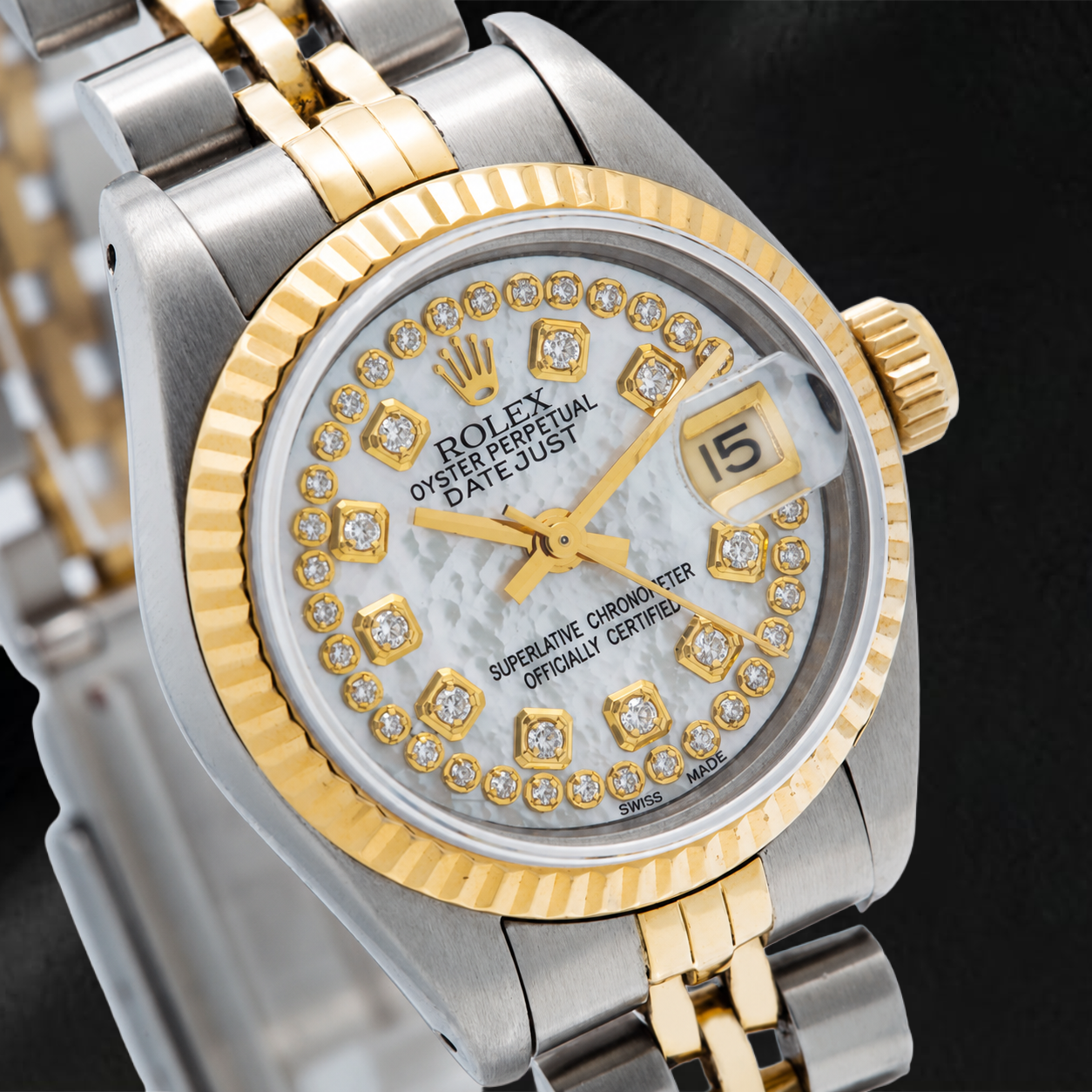 Rolex Datejust 69173 26 mm Uhr, weißes Perlmutt-Diamantzifferblatt mit Diamantkranz, Bicolor Jubilé-Armband