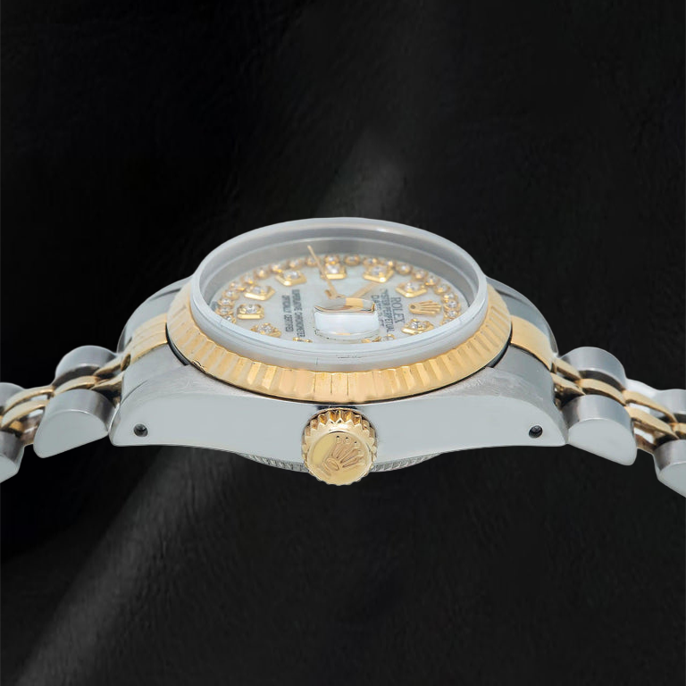 Rolex Datejust 69173 26 mm Uhr, weißes Perlmutt-Diamantzifferblatt mit Diamantkranz, Bicolor Jubilé-Armband