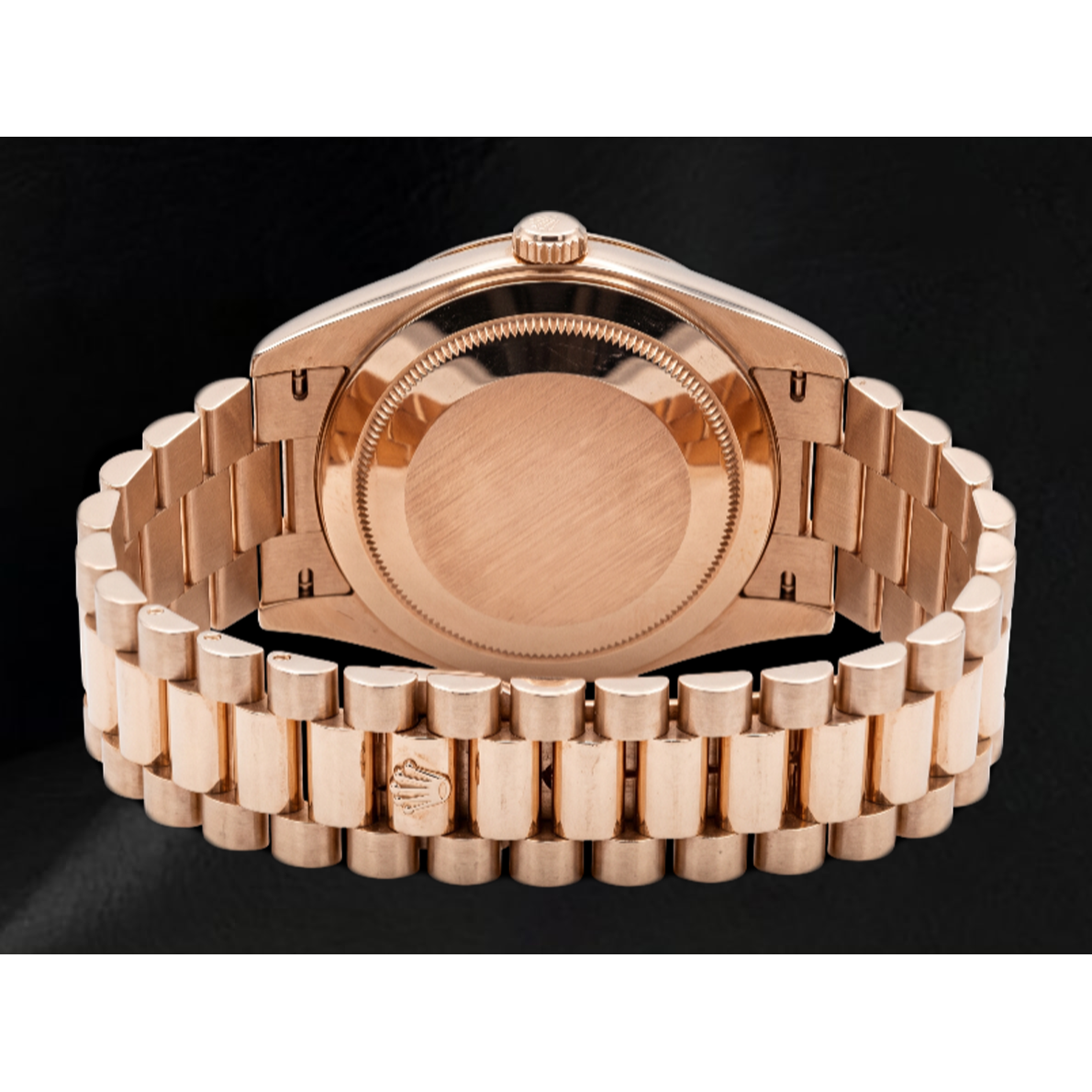 Rolex Day-Date 228235 40 mm Roségold-Uhr mit weißem Zifferblatt und römischen Ziffern
