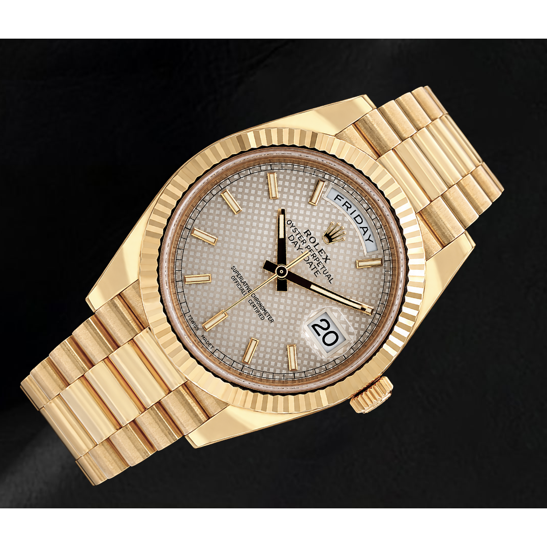 Rolex Day-Date 40 mm 228238 Uhr aus Gelbgold mit silbernem Motiv-Zifferblatt und President-Armband