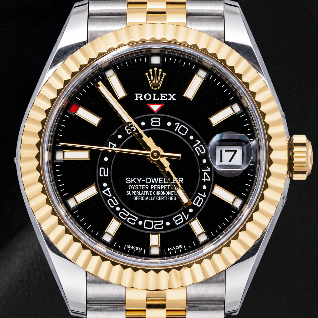 Rolex Sky-Dweller 326933 42 mm Bicolor-Uhr mit schwarzem Leuchtzifferblatt