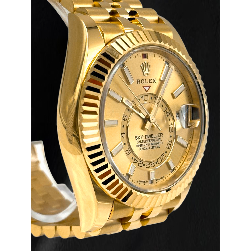 Rolex Sky-Dweller 336938 42 mm Gelbgold-Uhr mit Champagner-Zifferblatt