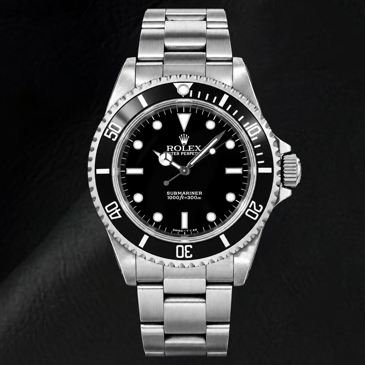 Rolex Submariner 14060 40 mm Uhr aus Edelstahl mit schwarzem Leuchtzifferblatt