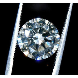 Rund geschliffener, loser, natürlicher, aus der Erde gewonnener Diamant, 0,75 Karat, lose, neu
