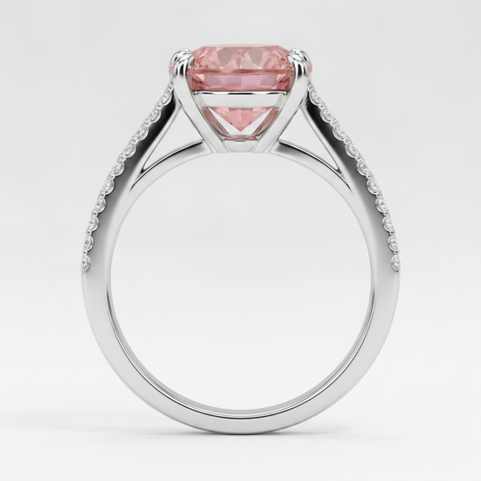 Pfirsich-Saphir-Verlobungsring 2,6 Karat Natürlicher Runder Padparadscha Geteilte Ringschiene 14 Karat Weißgold