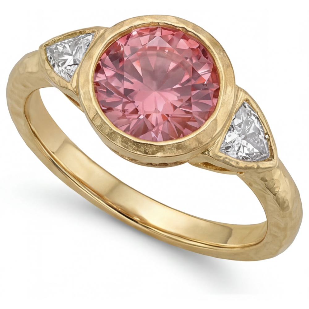 Padparadscha-Ring 2,6 Karat natürlicher runder Saphir und weißer Trillant Lünette Drei-Stein 14 Karat Gelbgold