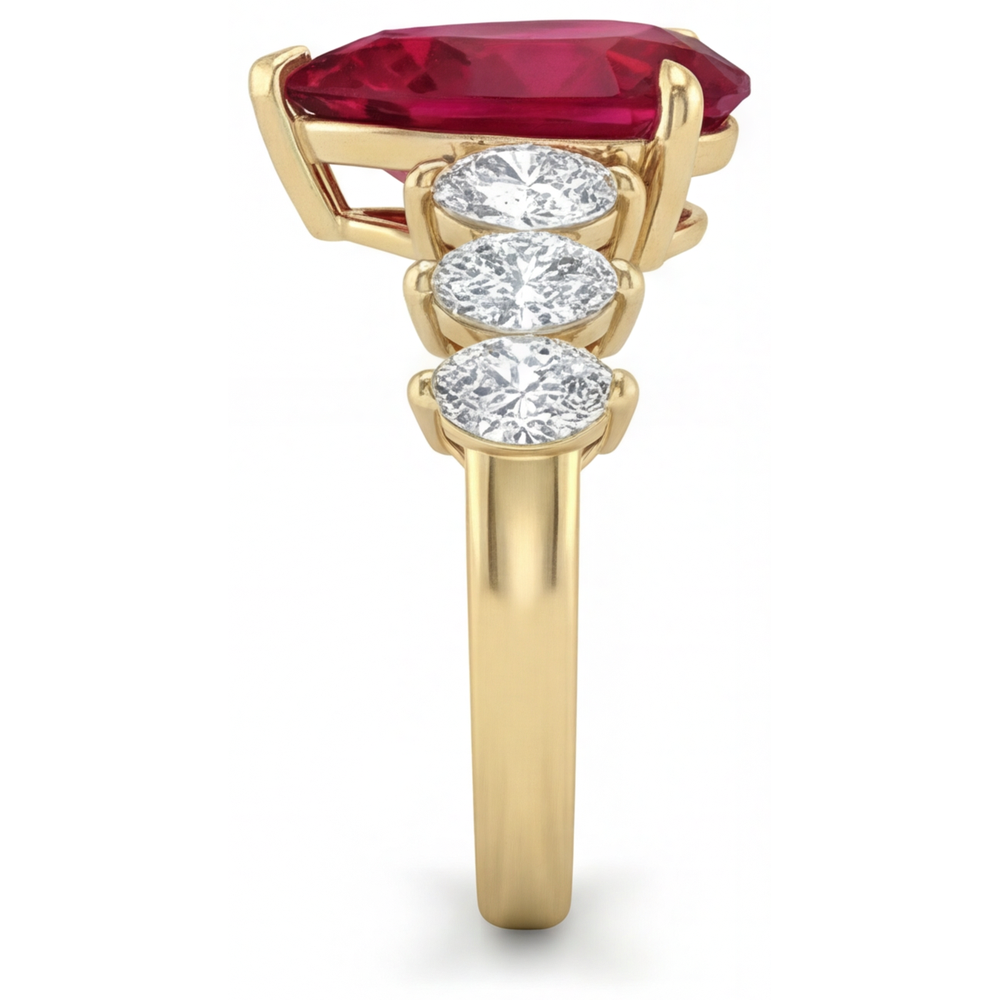 Tropfen-Schliff Taubenblut-Rubin Ring in 14K Gelbgold – Profilansicht