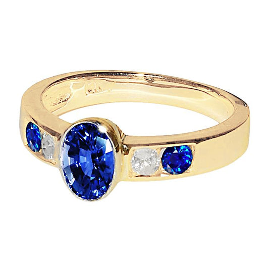 3,61 ct. Ring Gelbgold Großer Ovaler Edelsteinring
