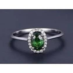 3.2 Kt Oval Grüner Smaragd Halo Aus der Erde Abgebauter Natürlicher Diamant Ring 14K Weißgold Neu