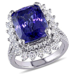 7.75 Karat Großer Tansanit-Ring mit kleinen Aus der Erde Abgebauter Natürlicher Diamanten Weißgold 14K