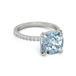 8.70 Karat Aquamarin mit Aus der Erde Abgebauter Natürlicher Diamanten Ring Krappenset Weißgold 14K