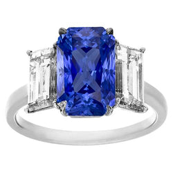 Baguette-Aus der Erde Abgebauter Natürlicher Diamant-Ring mit 3 Steinen Strahlend tiefblauer Saphir 3.50 Karat