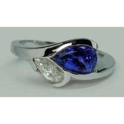 Birnenform Infinity Tansanit und Aus der Erde Abgebauter Natürlicher Diamantring 2,25 ct. Gold 14K