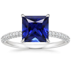 Blauer Saphir-Solitärring mit Akzenten Pave Aus der Erde Abgebauter Natürlicher Diamant 5,50 Karat