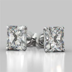 Aus der Erde Abgebauter Natürlicher Diamant-Ohrstecker im Radiant Cut 2 Karat Weißgold