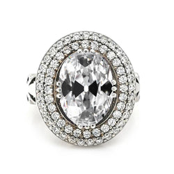 Doppelter Halo-Ring. ovaler Altschliff-Aus der Erde Abgebauter Natürlicher Diamant. dreifacher Krappensatz. 8 Karat