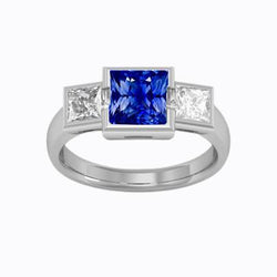 Drei-Steine-Ring Princess Aus der Erde Abgebauter Natürlicher Diamant & Ceylon Saphir Schmuck 2 Karat