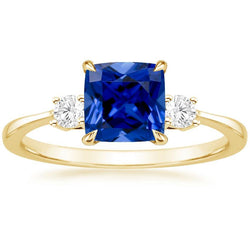 Gelbgold 3 Steine Ring Aus der Erde Abgebauter Natürlicher Diamant und Kissen Blauer Saphir 2.50 Karat