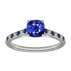 Kissen Edelsteinring runder blauer Saphir & Aus der Erde Abgebauter Natürlicher Diamanten 2.50 Karat