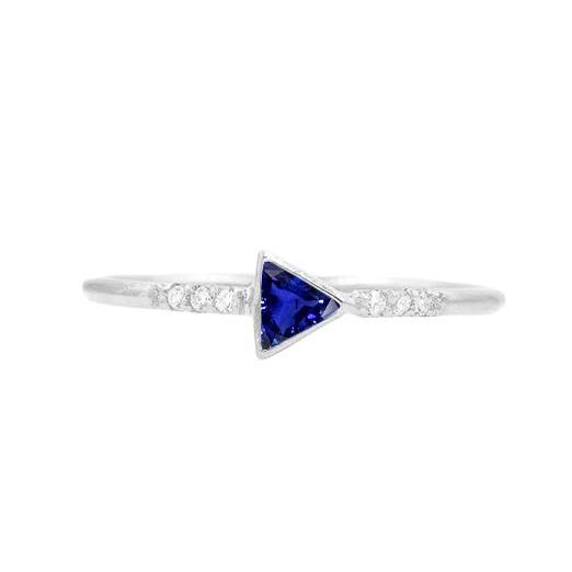 Kleiner runder Diamantring Trillion Lünette Set Blauer Saphir 0,75 Karat - harrychadent.de