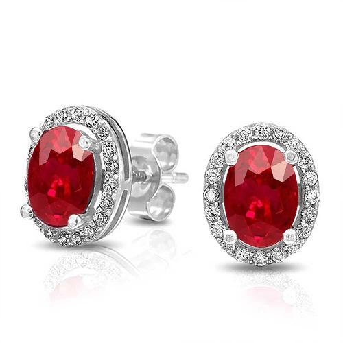 Ovaler Rubin mit rundem Aus der Erde Abgebauter Natürlicher Diamant Halo Ohrstecker 6.10 Karat WG 14K