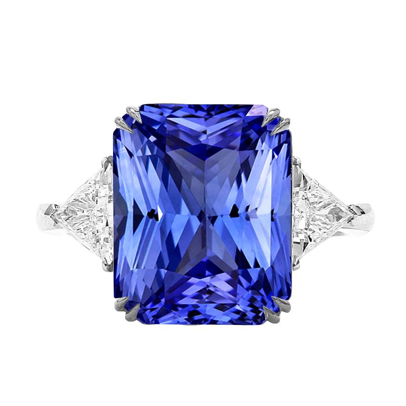 Ring aus drei Steinen mit strahlendem Saphir und Billionen Diamanten 5,50 Karat - harrychadent.de