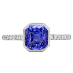 Runder Aus der Erde Abgebauter Natürlicher Diamant Ceylon Saphir Ring Lünette Set 4 Karat Pave Set Akzente