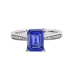 Solitaire Smaragdblauer Saphirring mit Aus der Erde Abgebauter Natürlicher Diamantakzenten 2,50 Karat