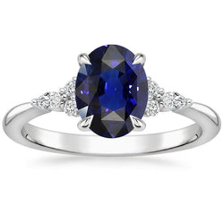 Solitär-Saphirring mit Marquise & runden Aus der Erde Abgebauter Natürlicher Diamantakzenten 3 Karat