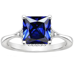 Sri Lanka Saphirring mit 3 Steinen und Aus der Erde Abgebauter Natürlicher Diamantschliff im Prinzessinnenschliff 3,75 Karat