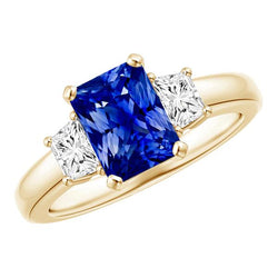 Trapezoid & Strahlender Saphir 3 Stein Aus der Erde Abgebauter Natürlicher Diamantring 3 Karat Gelbgold