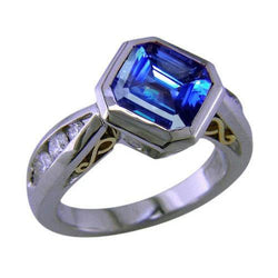 Zweifarbiger Gold-Smaragd-Tansanit-Aus der Erde Abgebauter Natürlicher Diamant-Ring Lünette 3,75 Karat